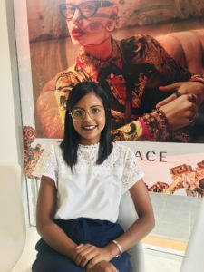 Diksha sungkur, optométriste.