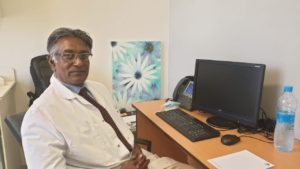 Dr Diogenes Pillay, urologue à la Clinique Darné & Wellkin Hospital.