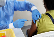 Photo de Covid-19 : les centres de vaccination ferment à midi ce samedi 19 février