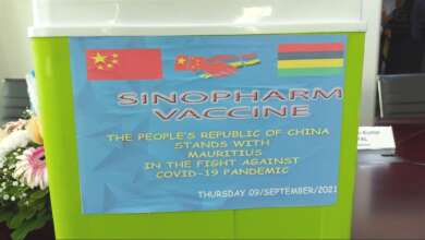 Photo de Covid-19 : Maurice reçoit 500 000 doses de vaccins Sinopharm de Chine ce jeudi 9 septembre