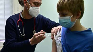 Photo de Covid-19: Plusieurs pays européens se lancent dans la vaccination des enfants